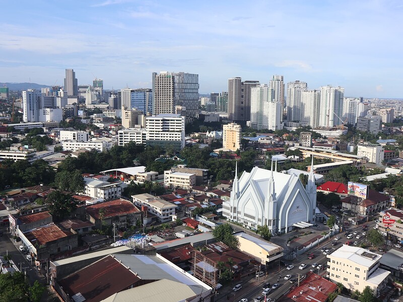 Cebu_Business_Park_and_IT_Park_skyline,Kamputhaw(Cebu_City;_09-07-2022).jpg